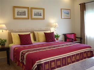 Holiday Village And Natural Garden Resort Пхукет Экстерьер фото